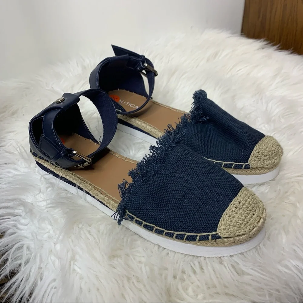Nautica excellent